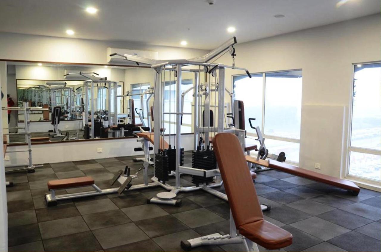Hotel Citi Inn Grande Zirakpur Екстериор снимка