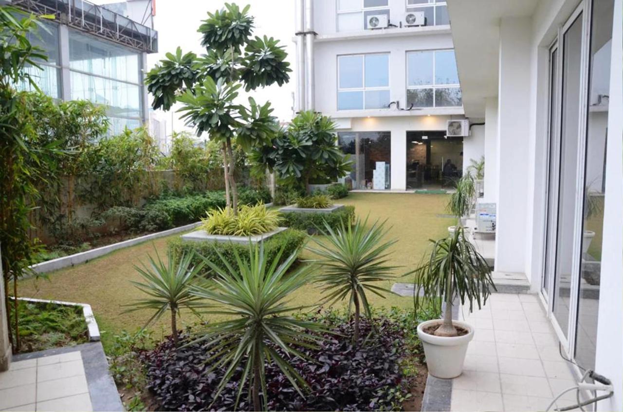 Hotel Citi Inn Grande Zirakpur Екстериор снимка
