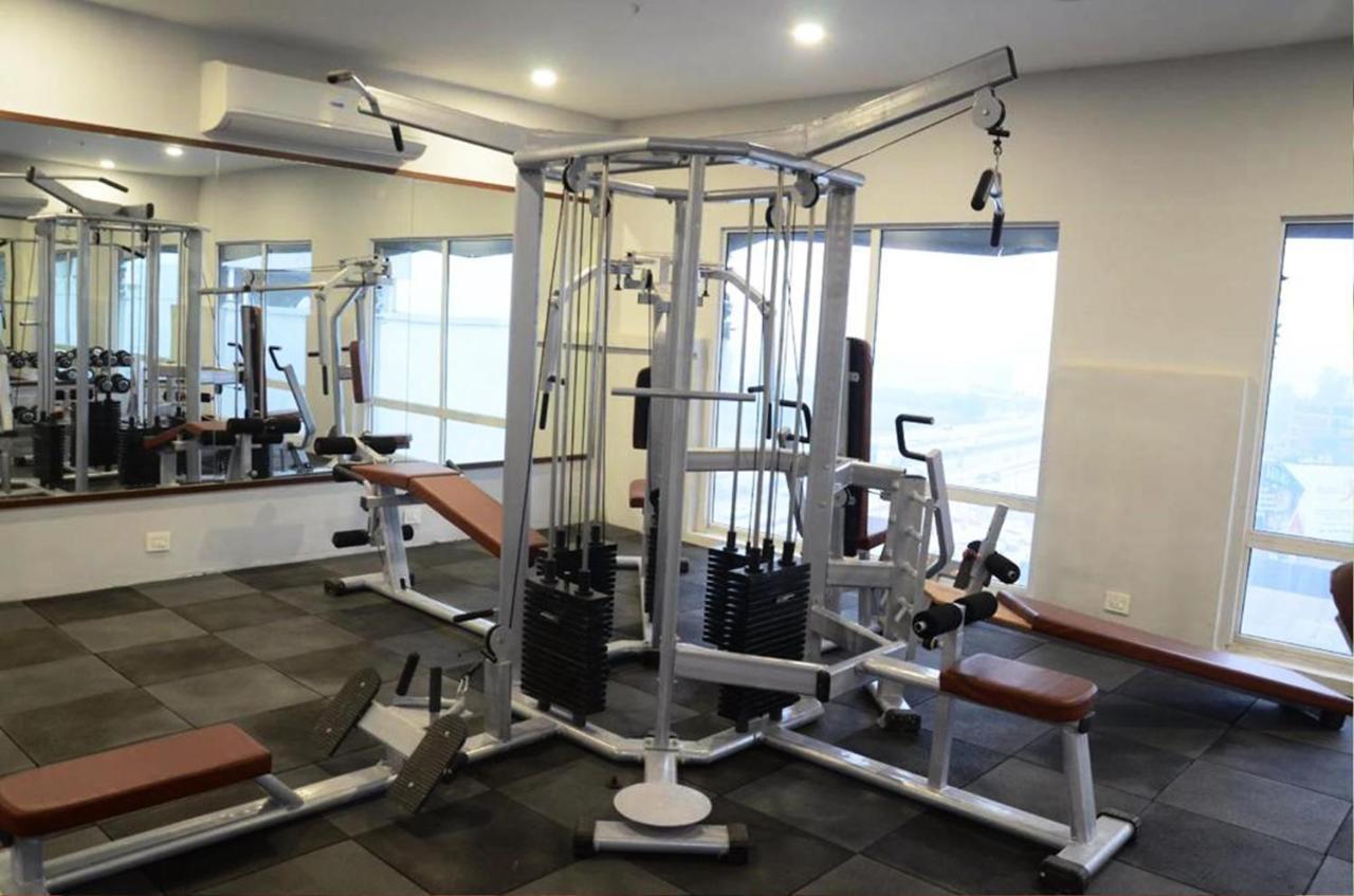 Hotel Citi Inn Grande Zirakpur Екстериор снимка